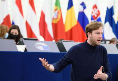 Allow EU citizens in other EU countries to be mayors, EU parliament says