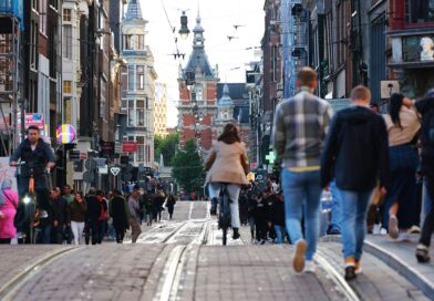 EU Commission seeks views on how to simplify cross-border rights rules